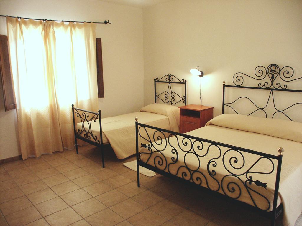 Hotel Su Baione Аббазанта Экстерьер фото