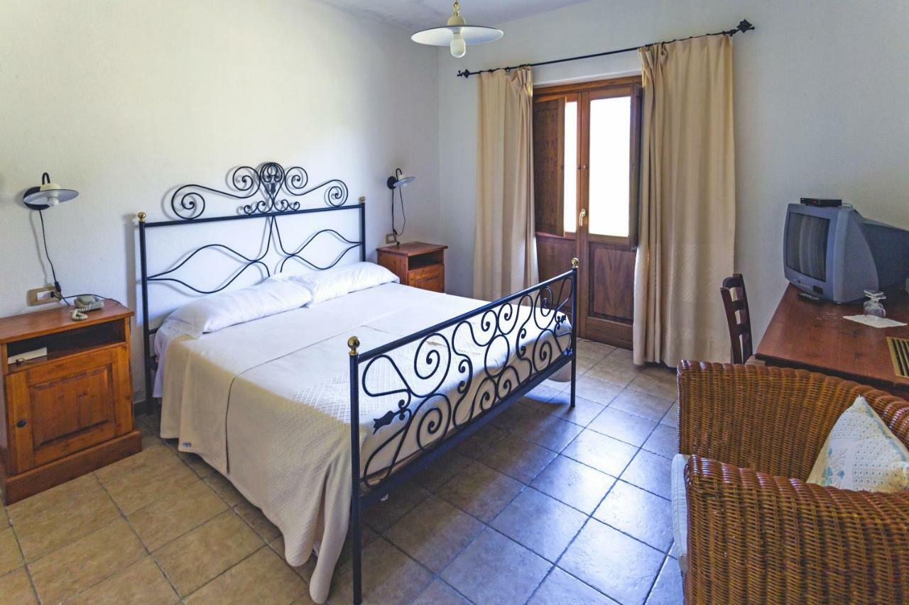 Hotel Su Baione Аббазанта Экстерьер фото